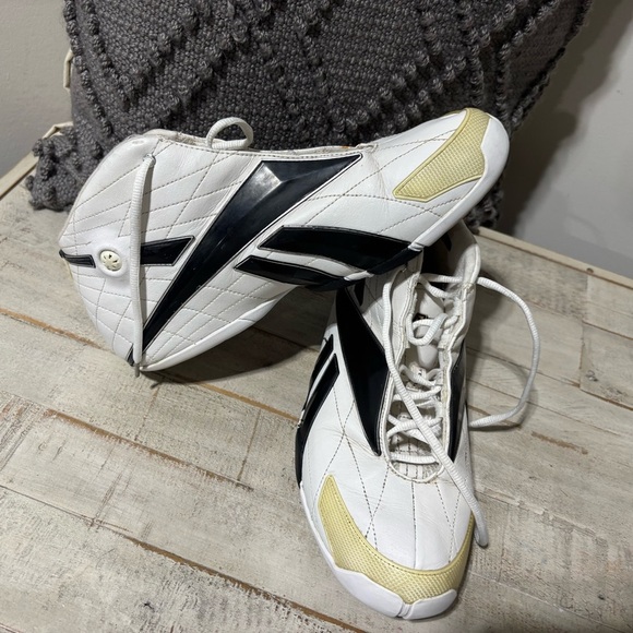 Men’s Vintage Reebok RBK Pump Shoes- Sz 10 - Picture 2 of 7